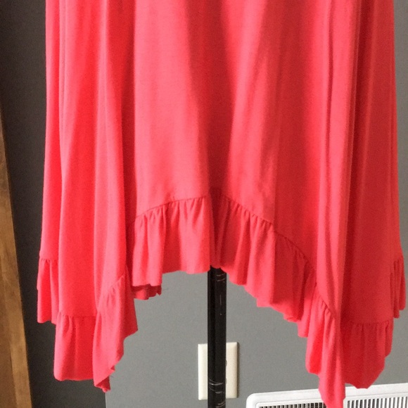 Coral ruffled top - Picture 5 of 7